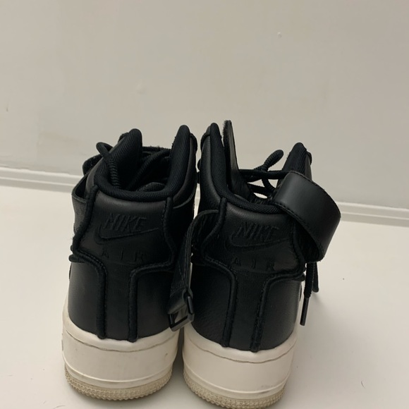 Nike - Picture 4 of 9